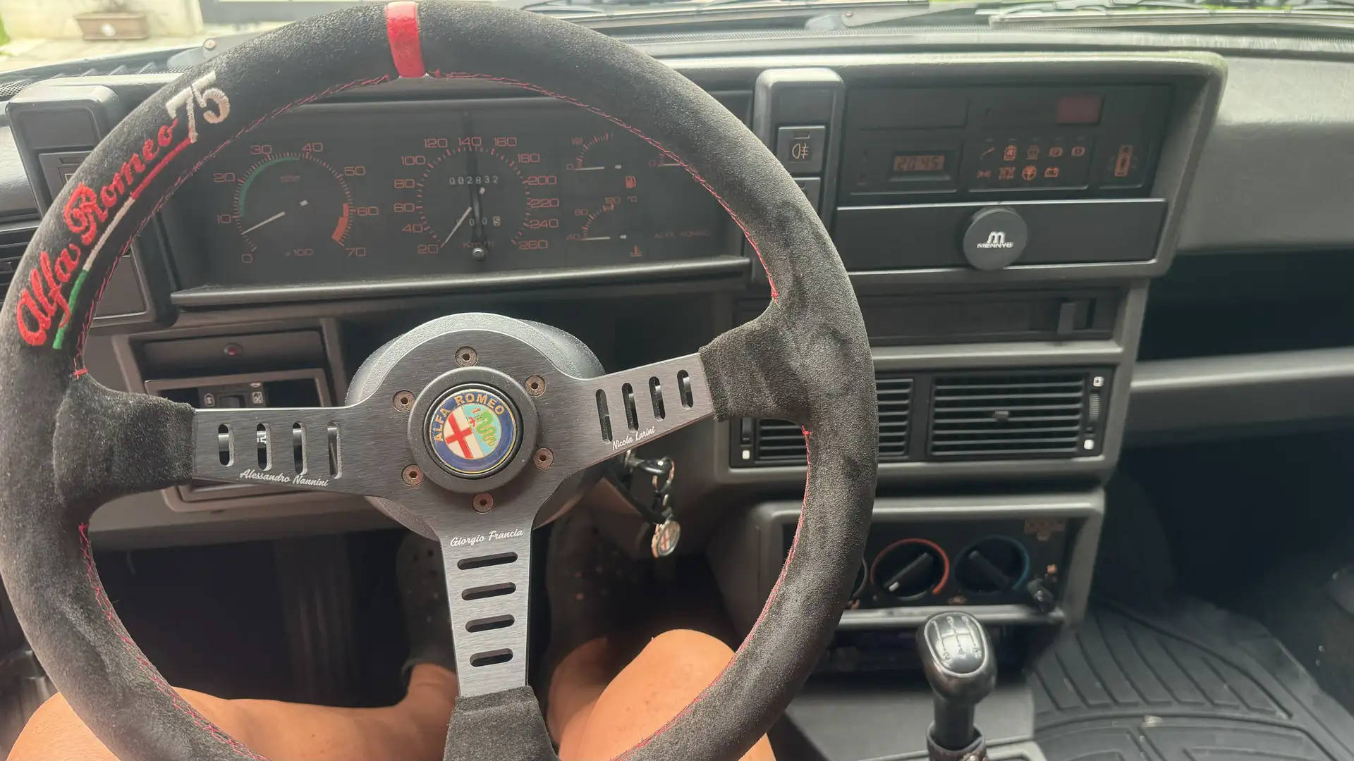 Alfa Romeo 75 2.0i ts - 2