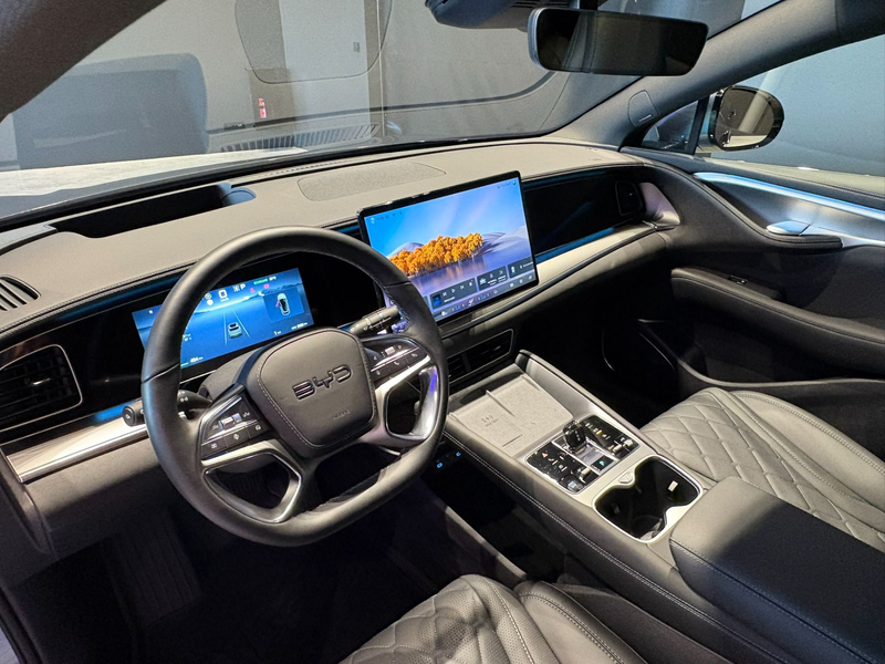 BYD Sealion 7 EXCELLENCE AWD 91,5 kWh HEAD-UP PANO LEDER 360° + — photo 12