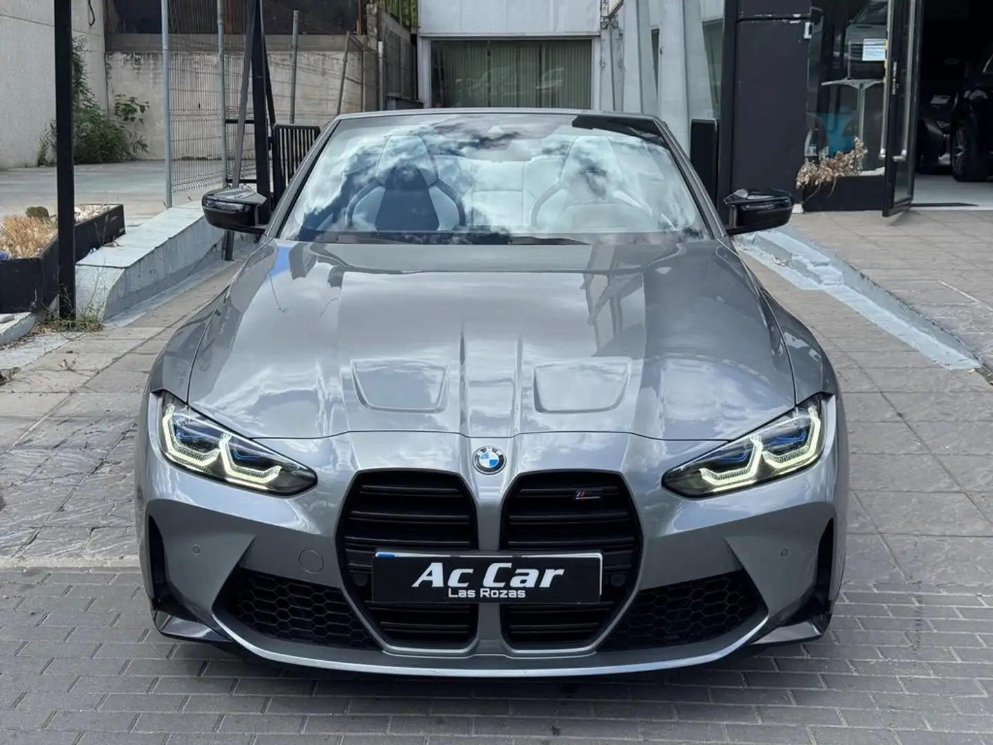 BMW M4 Cabrio Competition xDrive Gris - 2