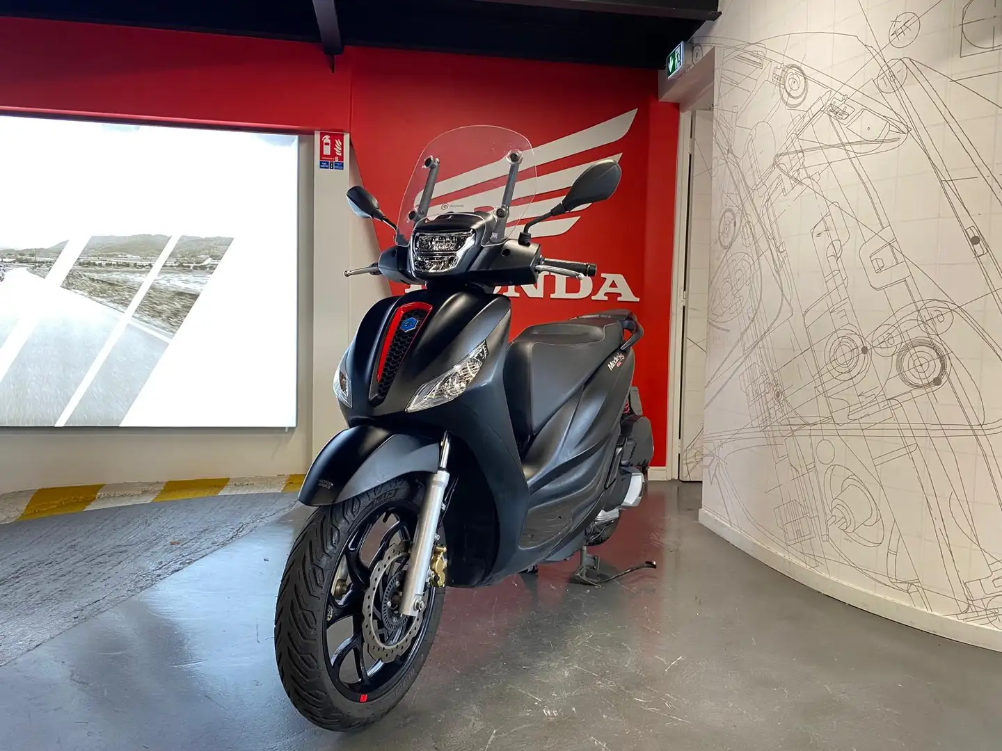 Piaggio Medley 125 Noir - 1