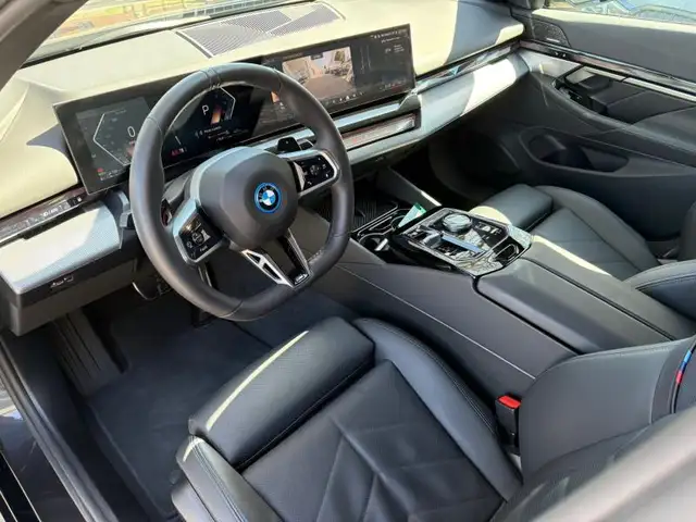 BMW M view 6