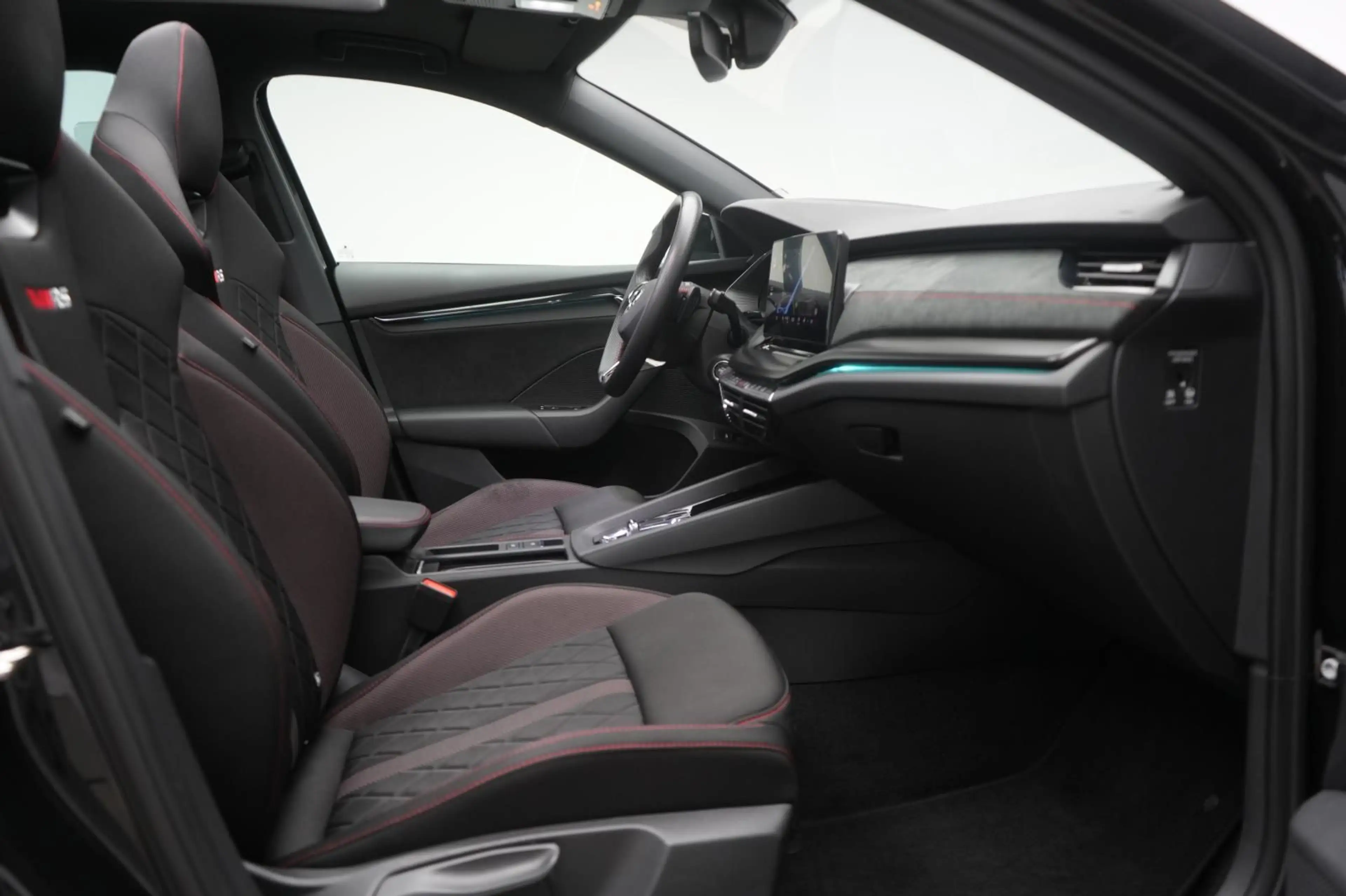 Skoda Octavia 2.0 TDI DSG 4x4 RS Temp/Virtual/HUD/Pano — photo 8