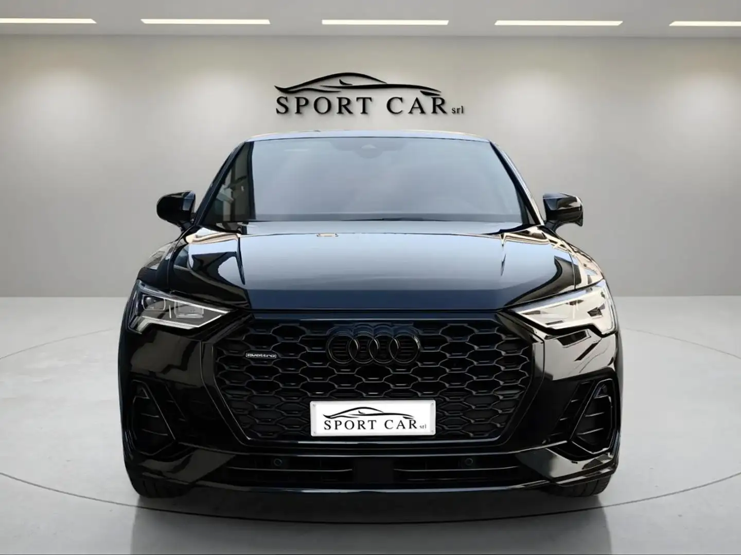 Audi Q3 SPB 45 TFSI S tronic quattro edition Schwarz - 2