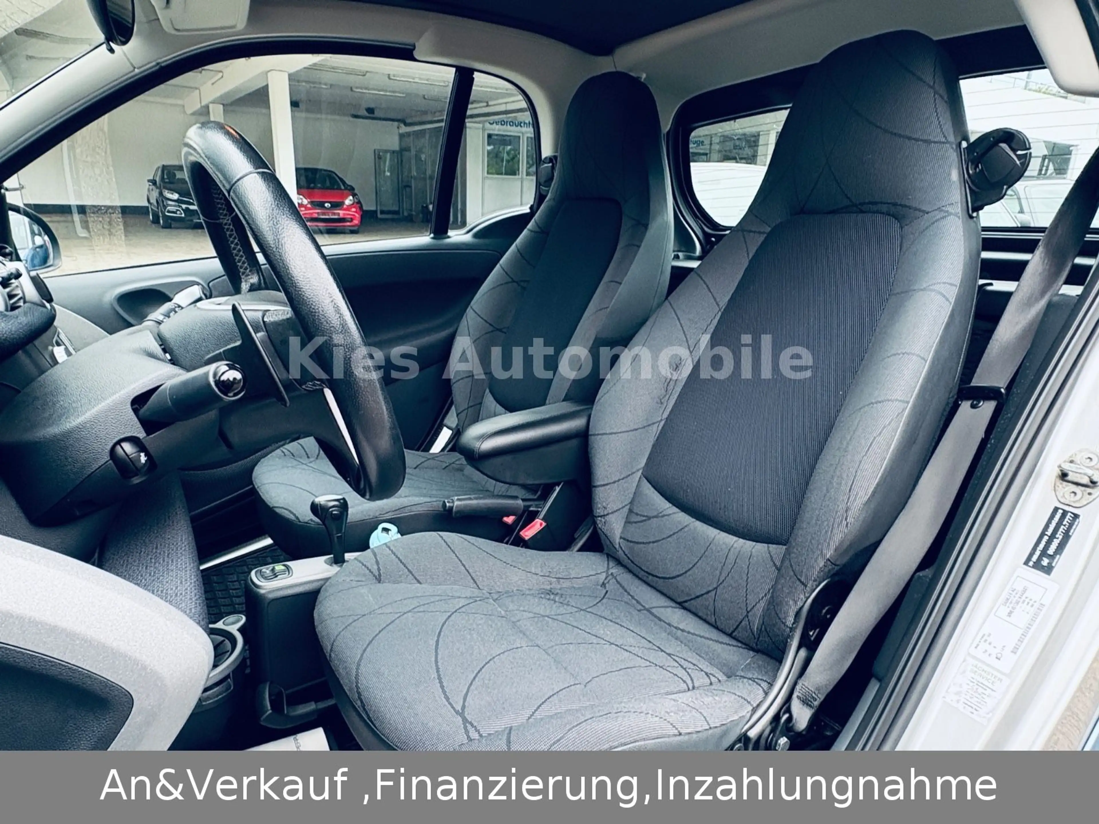 smart forTwo Passion AUTOM/PANO/TEMPOMAT/KLIMA/ — photo 9