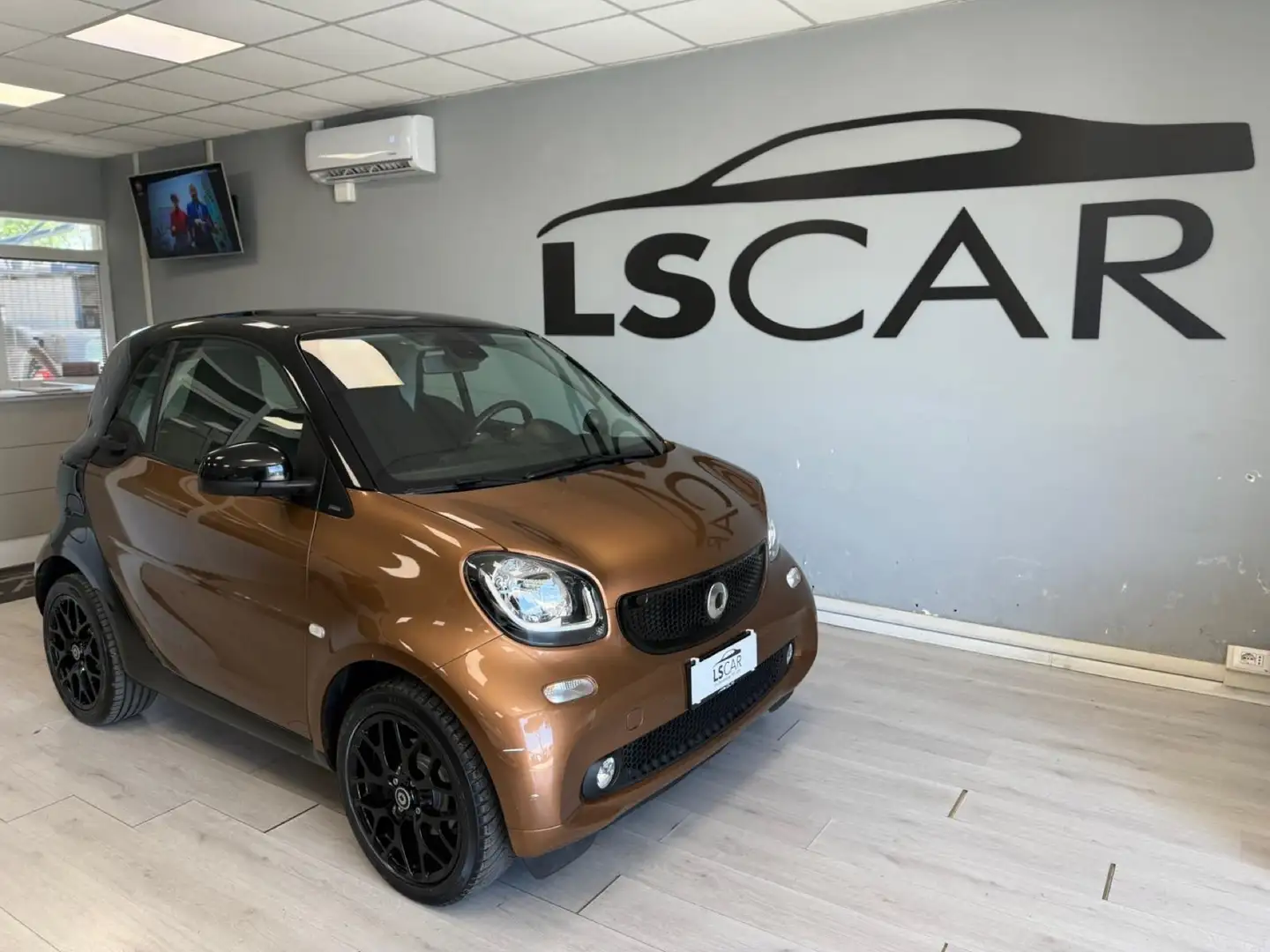 smart forTwo 1.0 Passion 71cv~Unipro~Promo~Finanziamento Marrone - 1