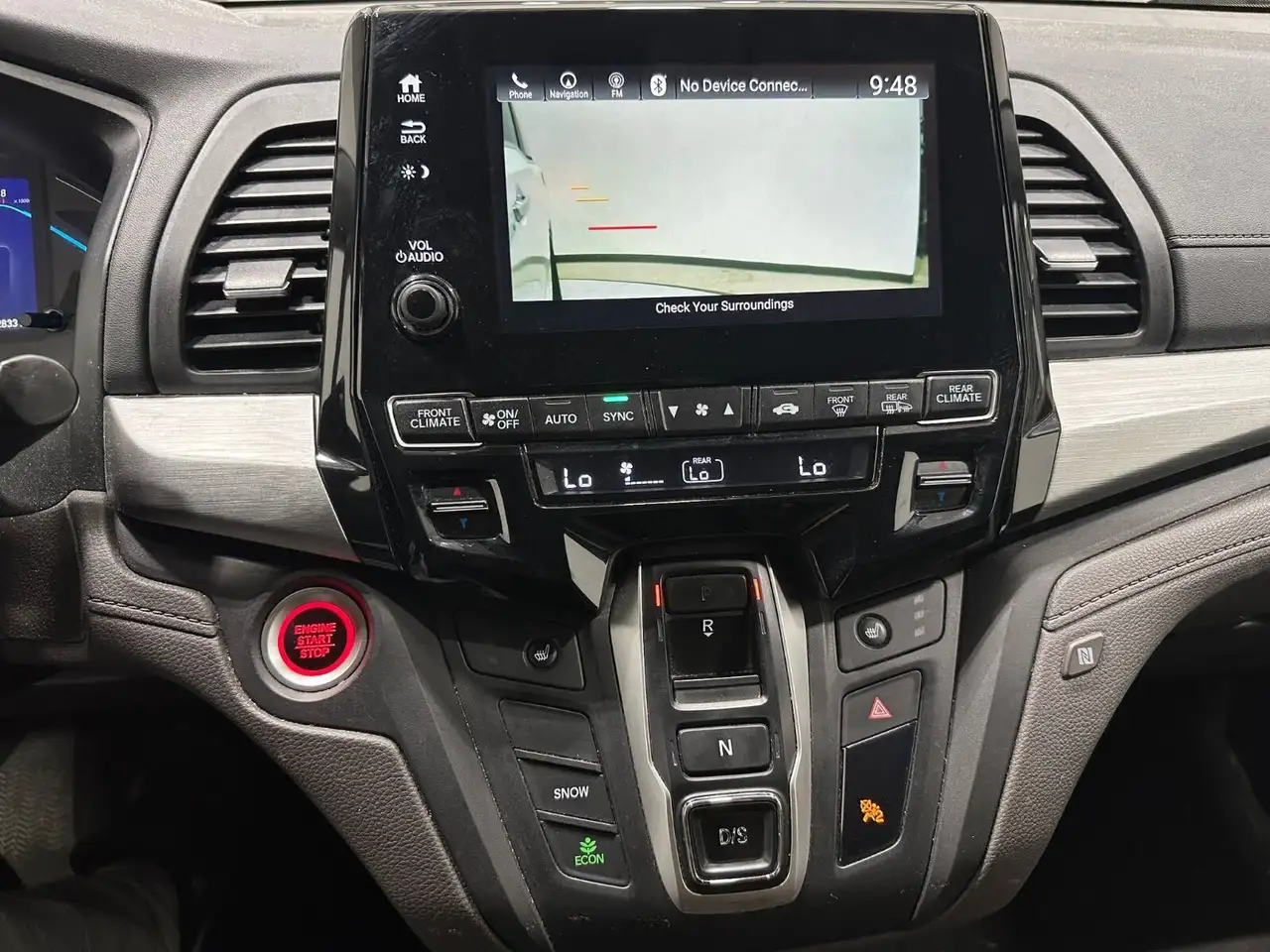 Honda Odyssey снимка Honda Odyssey