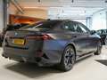 BMW i5 eDrive40 84 kWh Full optie!|M Sport|Frozen grey|Pa Grau - thumbnail 32