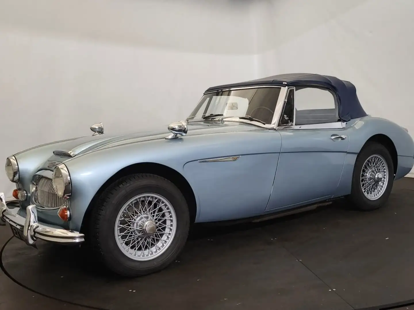 Austin-Healey 3000 MK3 BJ8 Blau - 2
