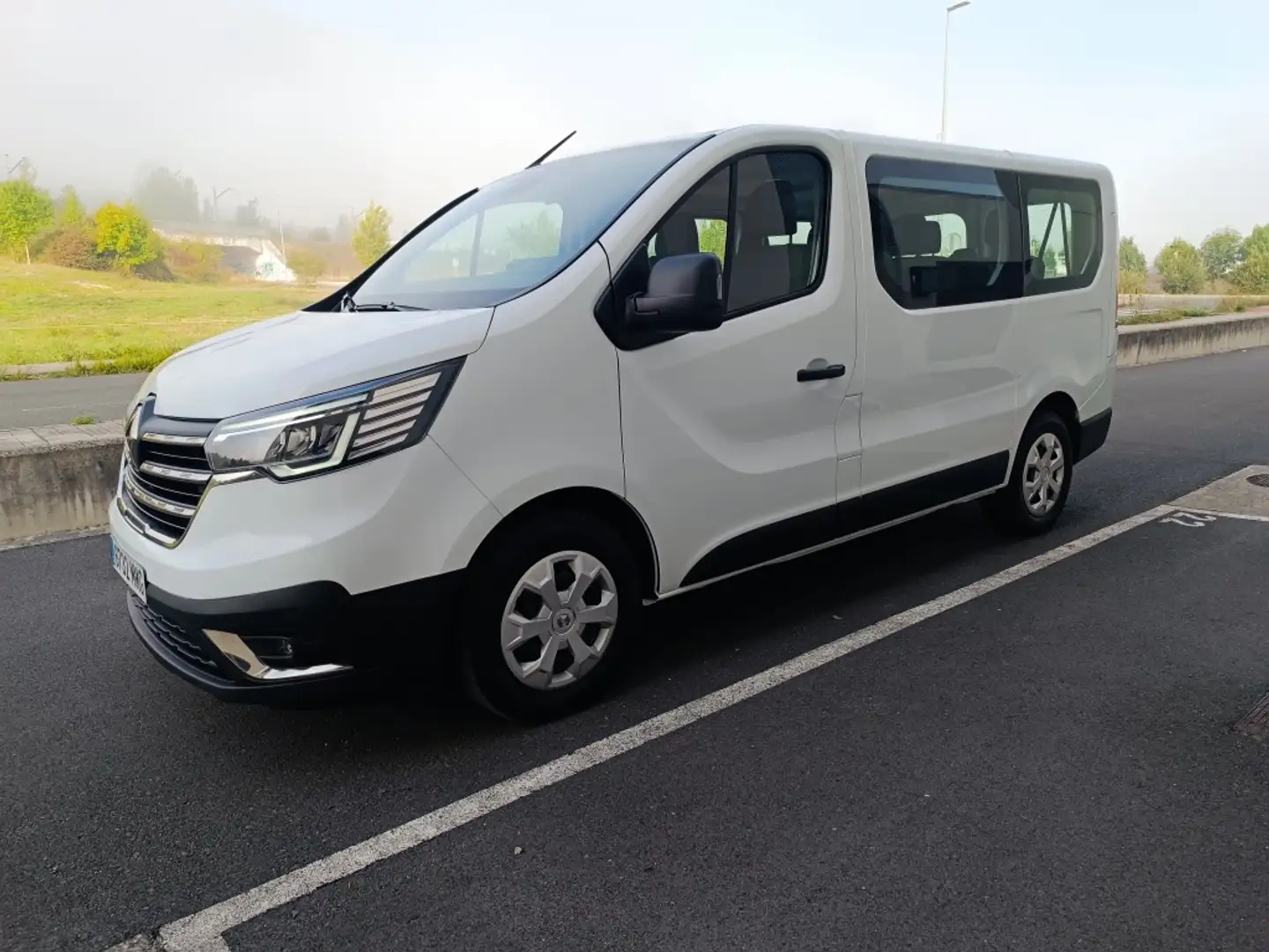 Renault Trafic Combi 9 2.0dCi Energy Blue 110kW Blanc - 1