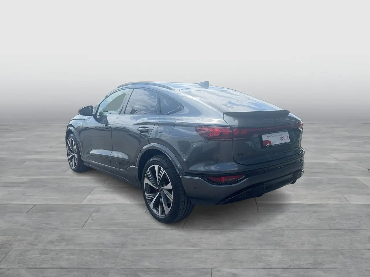 Audi Q6 e-tron e-tron quattro 4