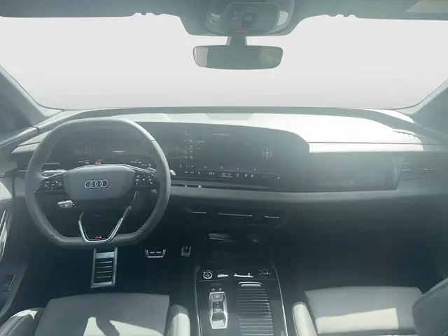 Audi Q6 view 10