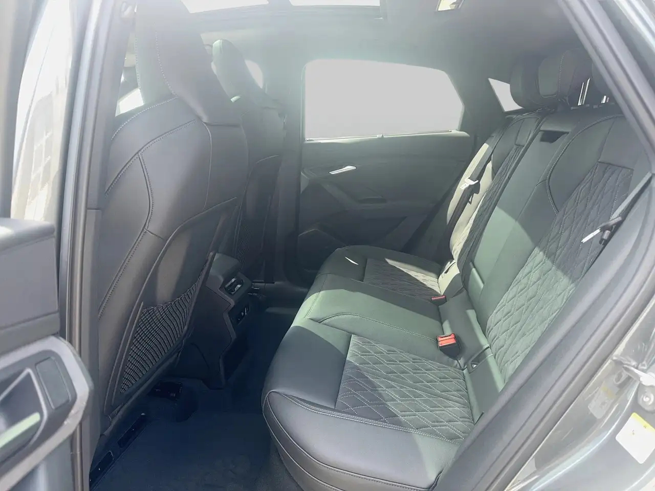 Audi Q6 e-tron e-tron quattro 18