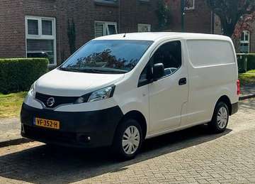 Emissiekl 5 overal nog toegelaten, zij- en achterschuifdeur voorzien van Gatelock sloten