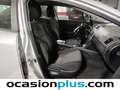 Toyota Avensis 120D Advance Plateado - thumbnail 13