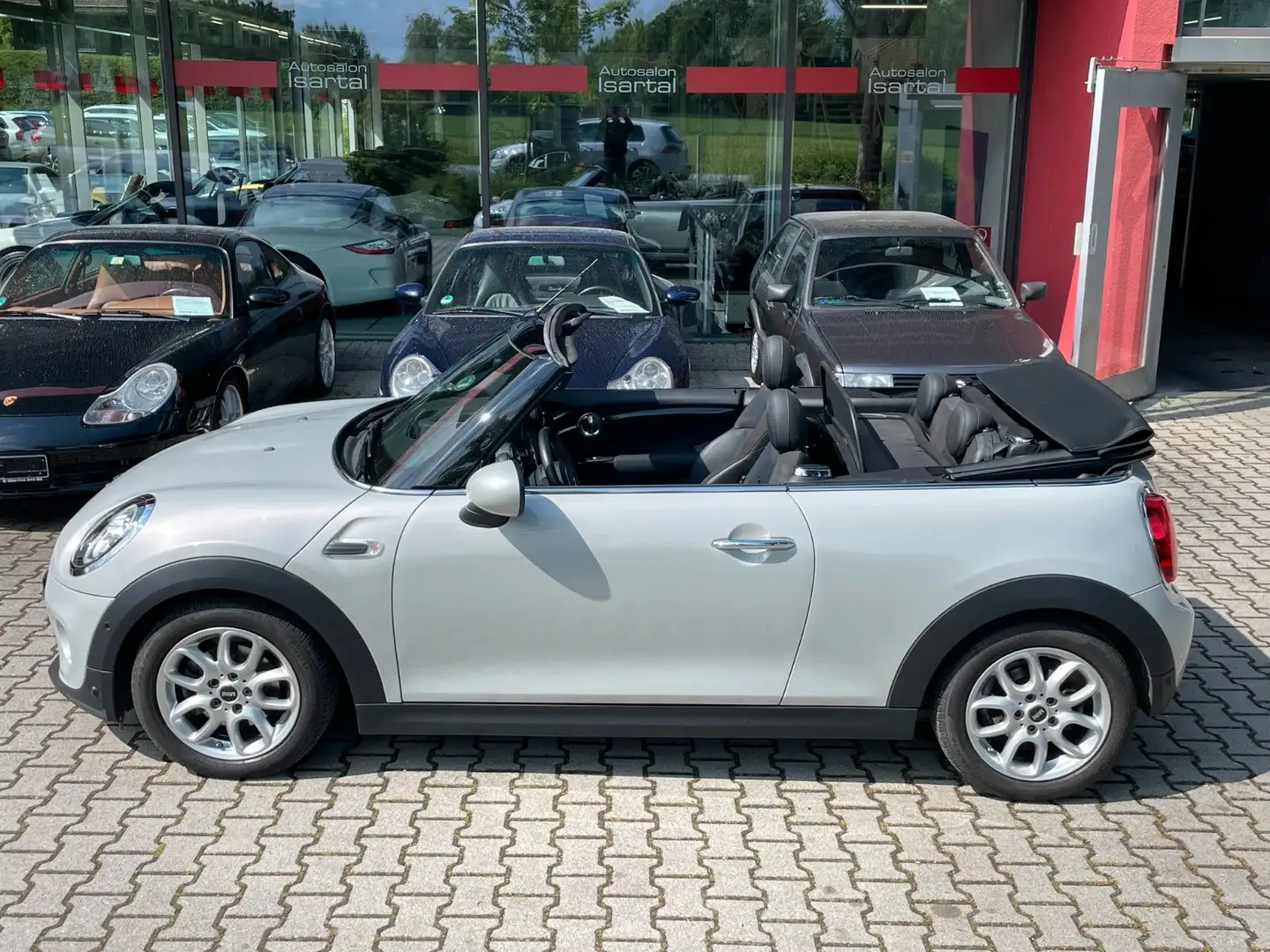 MINI Cooper Cabrio Cooper Aut. -Chili - Navi - SHZ -PDC- TOP Argintiu - 1
