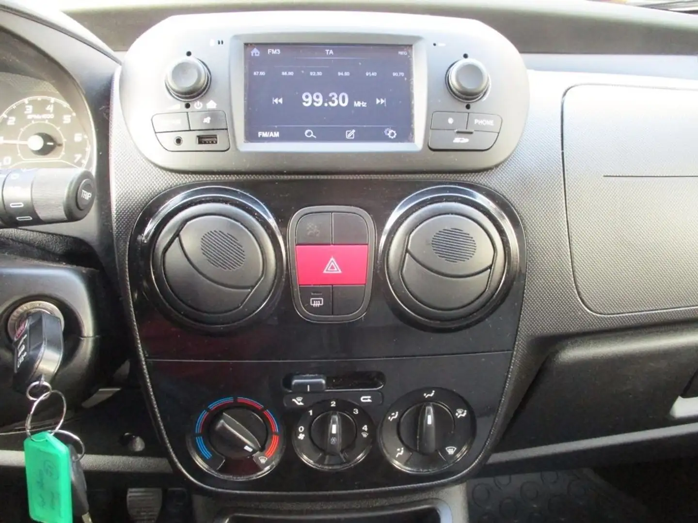 Fiat Qubo 1.4 8V 77 CV Lounge Narancs - 2