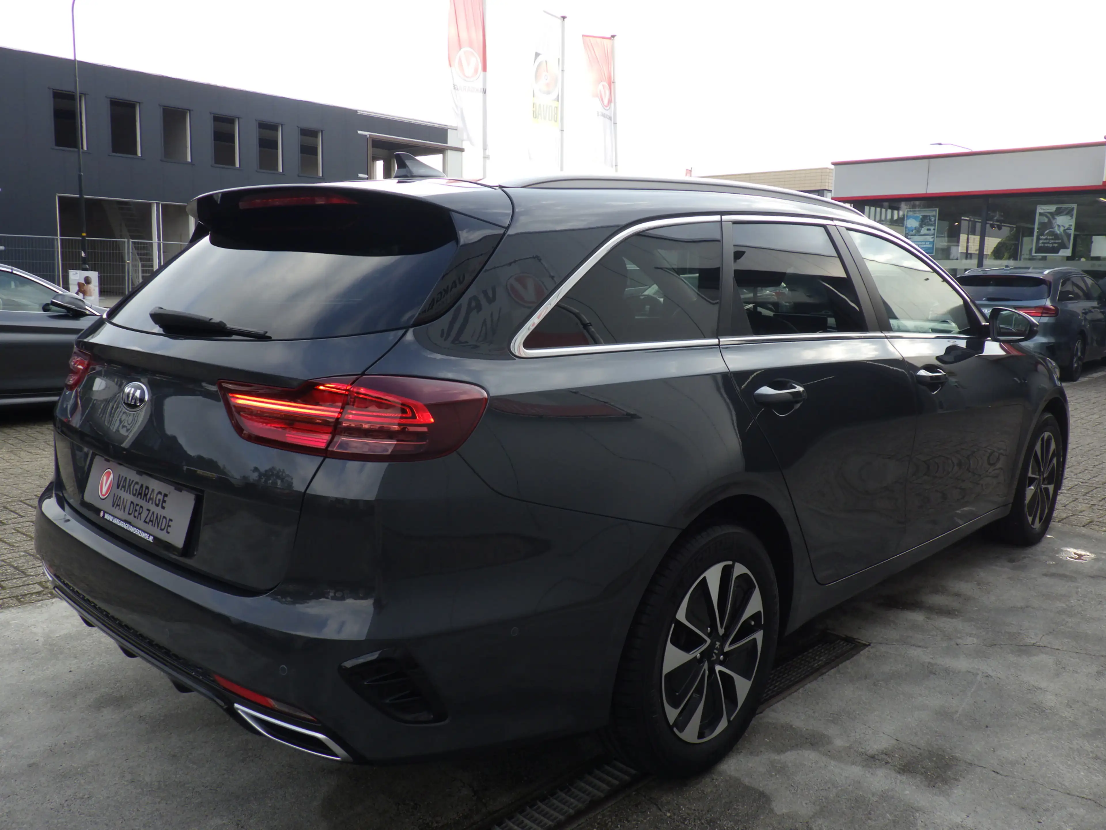 Kia Ceed SW / cee'd SW Sportswagon 1.6 GDI PHEV AUT DynamicLine Plug-In, — photo 11
