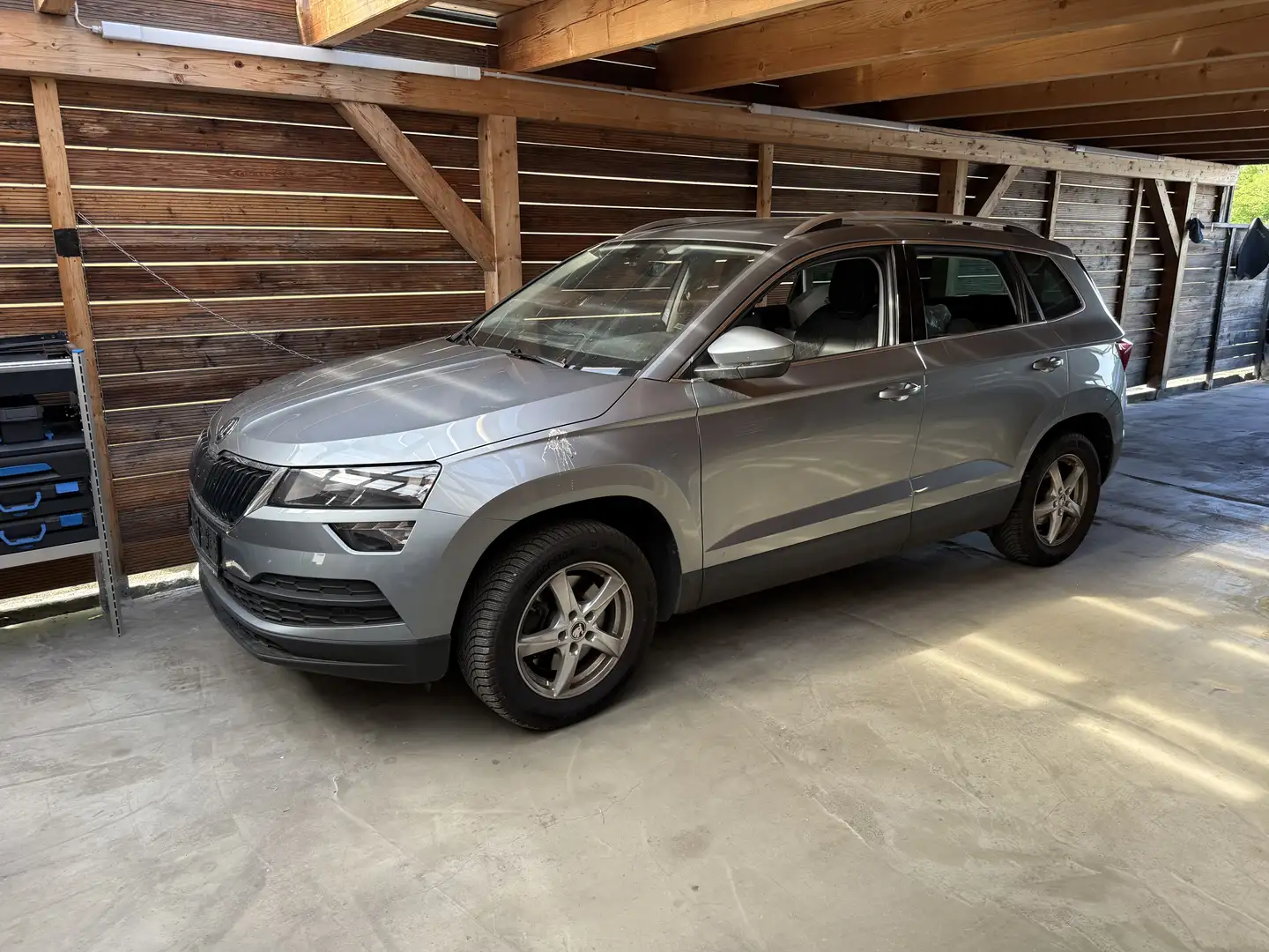 Skoda Karoq Škoda KAROQ 4x4 Ambition SC TDI DSG Grau - 1