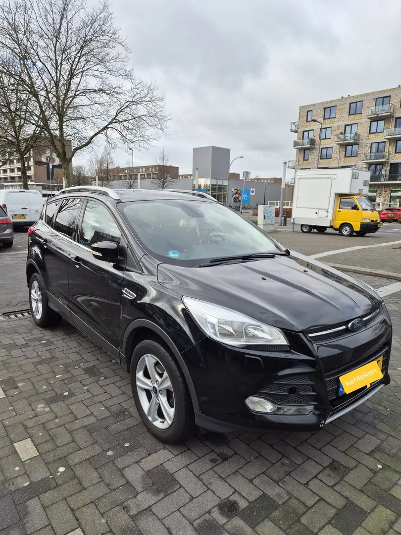 Ford Kuga 1.5 Trend Zwart - 2