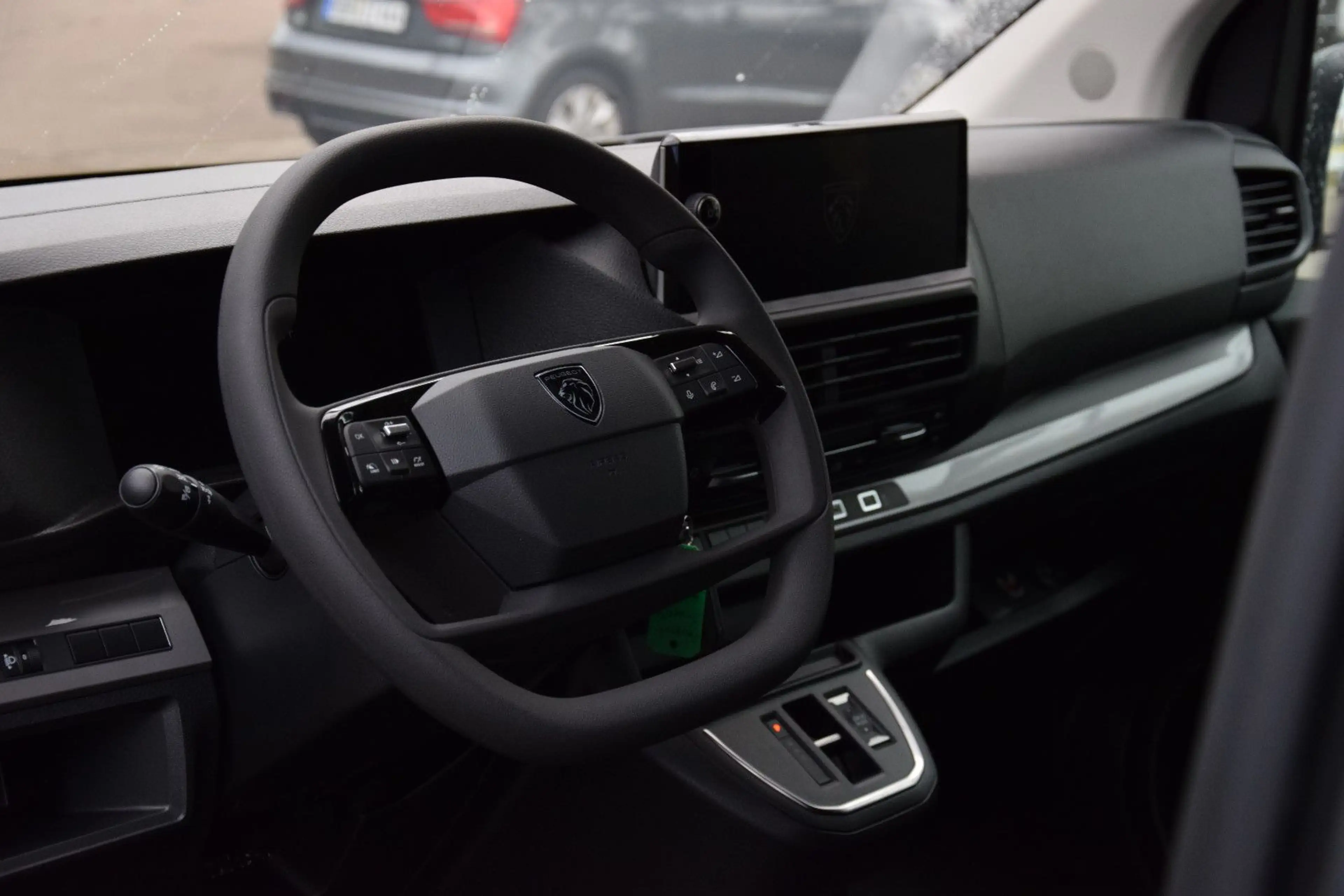 Peugeot Expert L2 NAVI TEMP 180°-KAMERA LED 8-SITZE AHK — photo 6