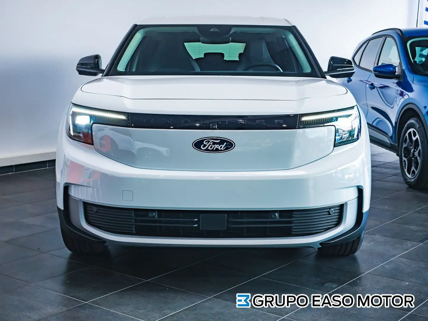 Ford Explorer RWD Rango Extendido 79kWh Azul - 2