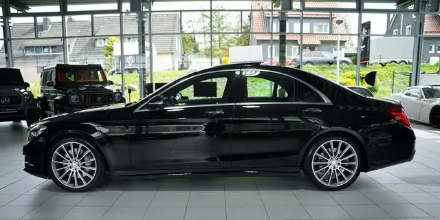 Mercedes-Benz S Class view 11