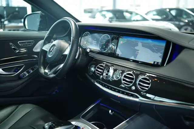 Mercedes-Benz S-Class view 17