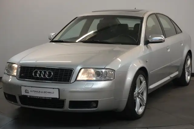 Audi S6 4.2 V8 quattro Automatik StzHzg Solardach