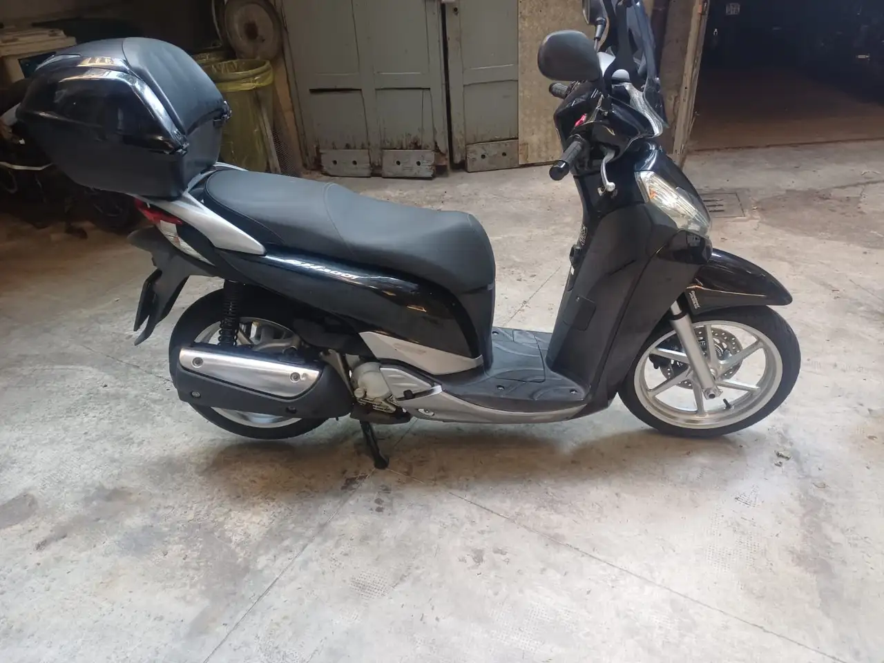 Honda SH 300