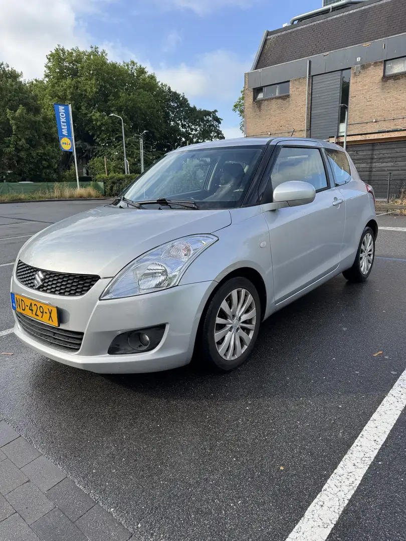 Suzuki Swift 1.2 Grijs - 2
