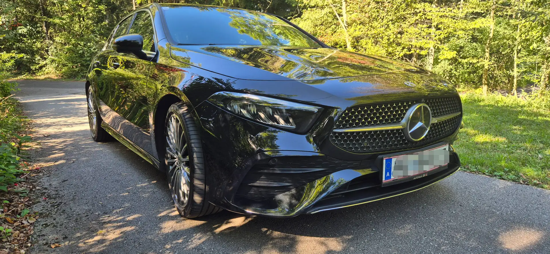 Mercedes-Benz A 220 d Facelift | AMG Line Advanced Plus | 360° | Junge Schwarz - 2