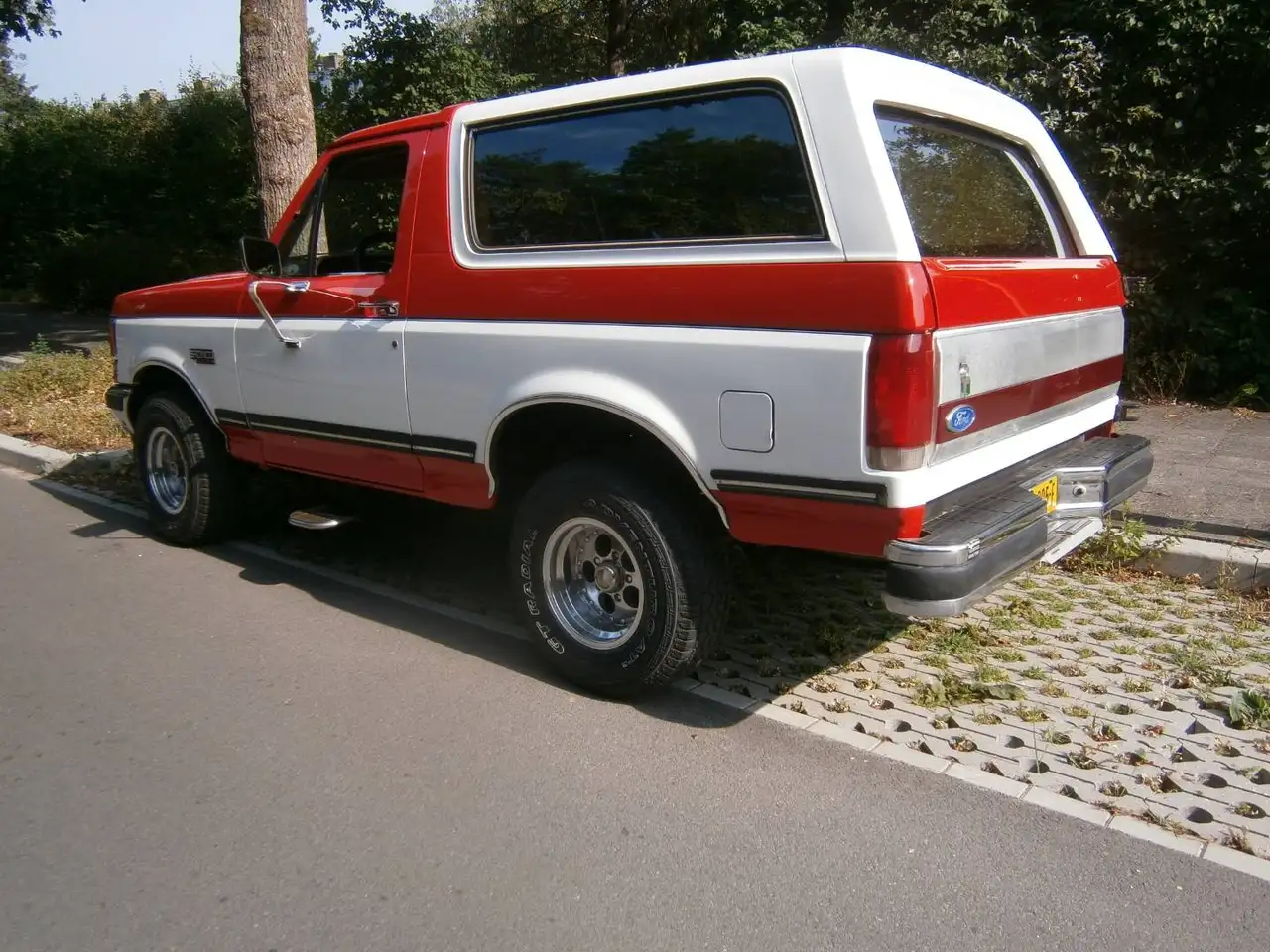 Ford Bronco XLT, foto 3