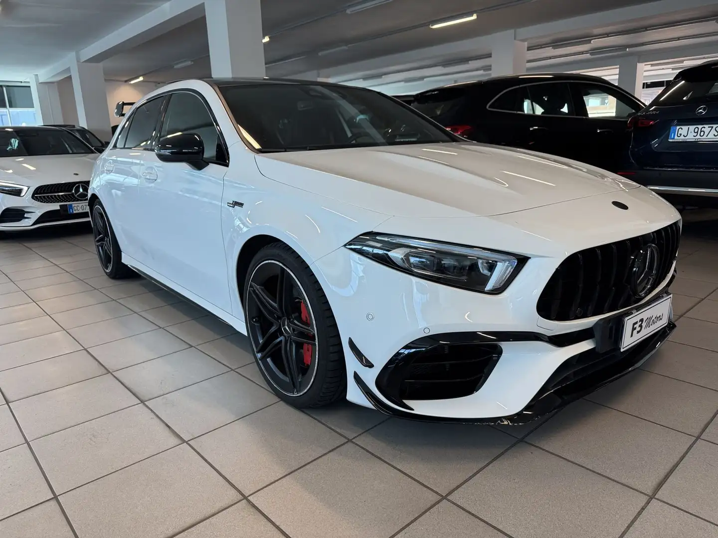 Mercedes-Benz A 45 AMG A 45S AMG 4Matic+ Blanc - 2