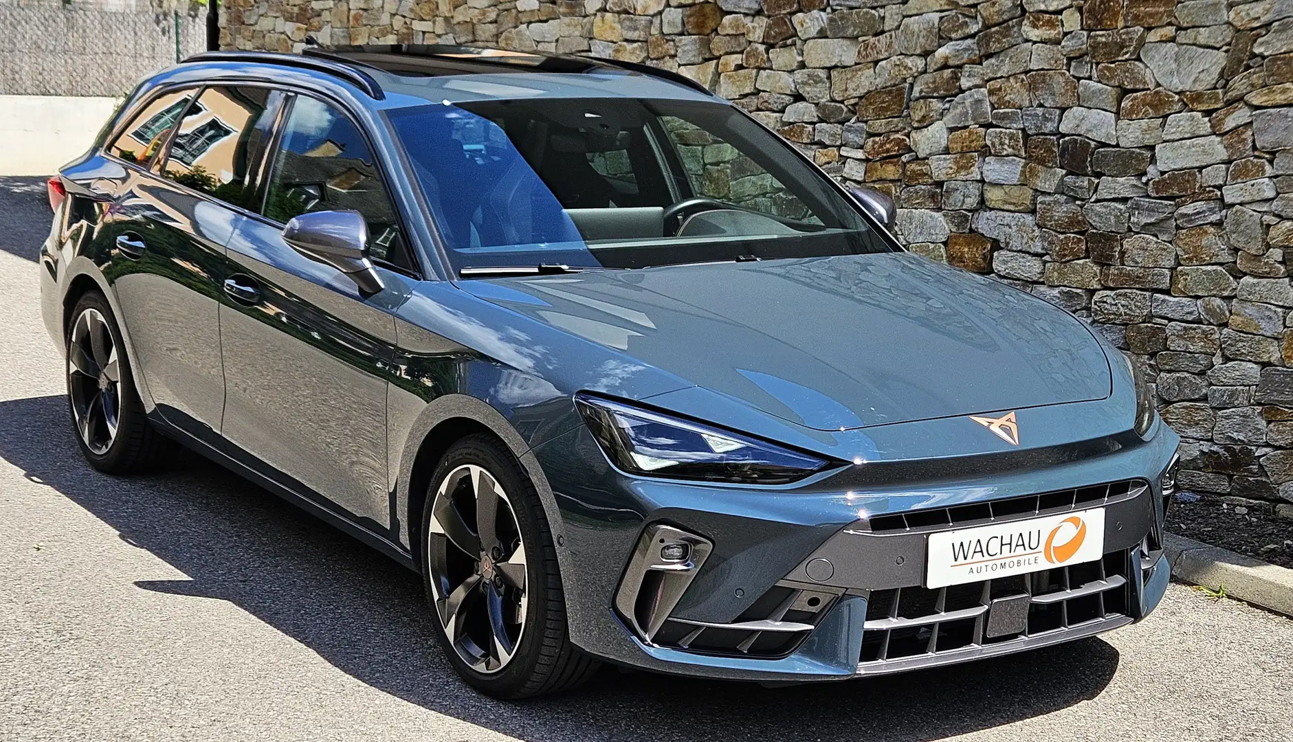 CUPRA Leon 1.5 eTSI 110 kW*DYNAMIC DESIGN*Schalensitze*PANO* Grau - 1