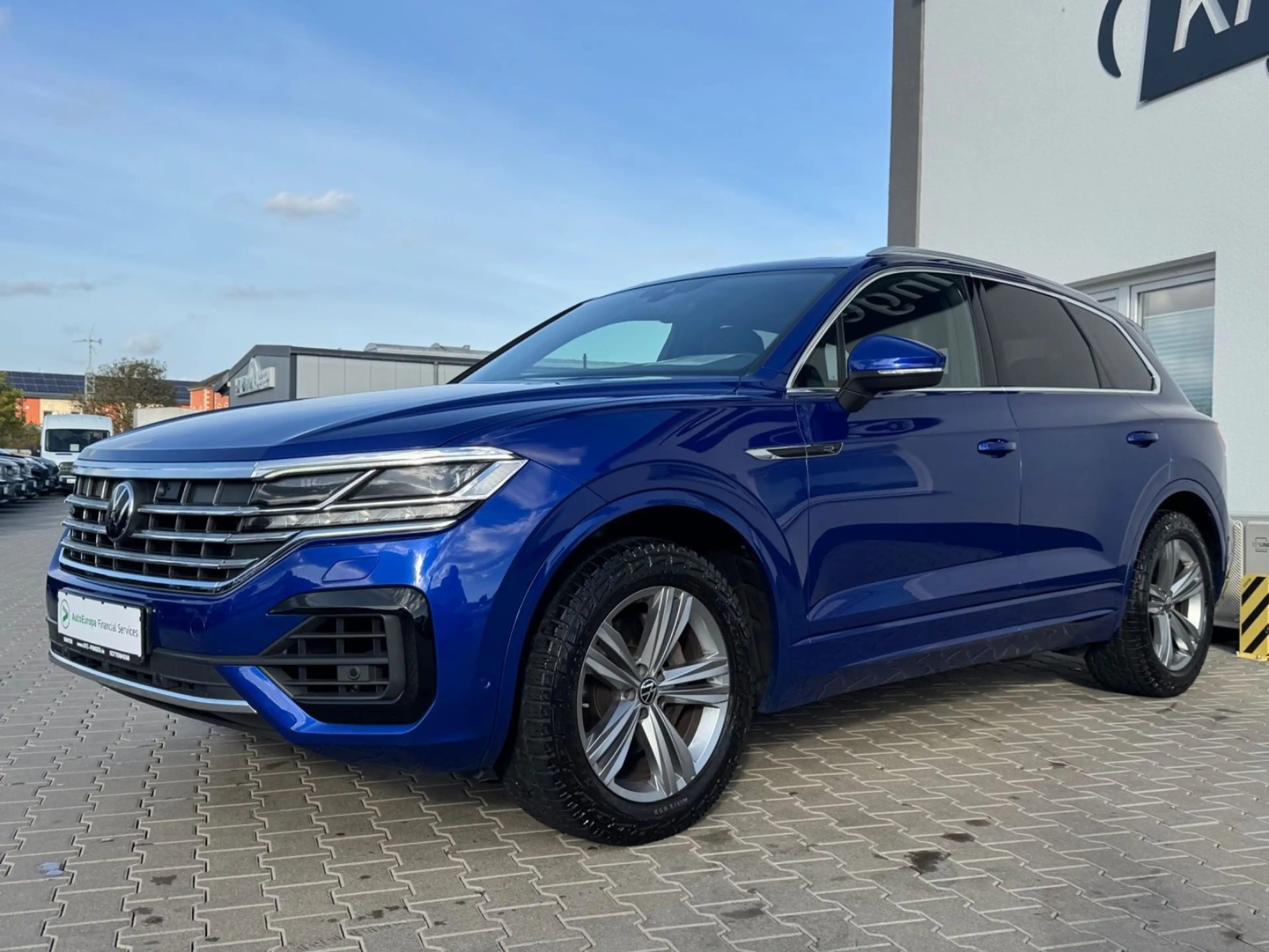 Volkswagen Touareg R-Line 4Motion LED/AHK/DYN — photo 3