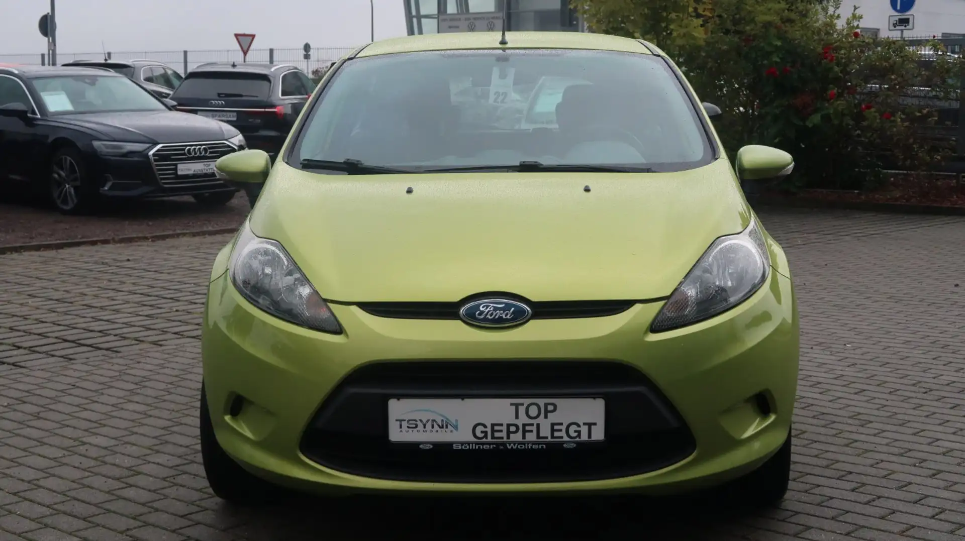 Ford Fiesta 1.25  Trend Grün - 2