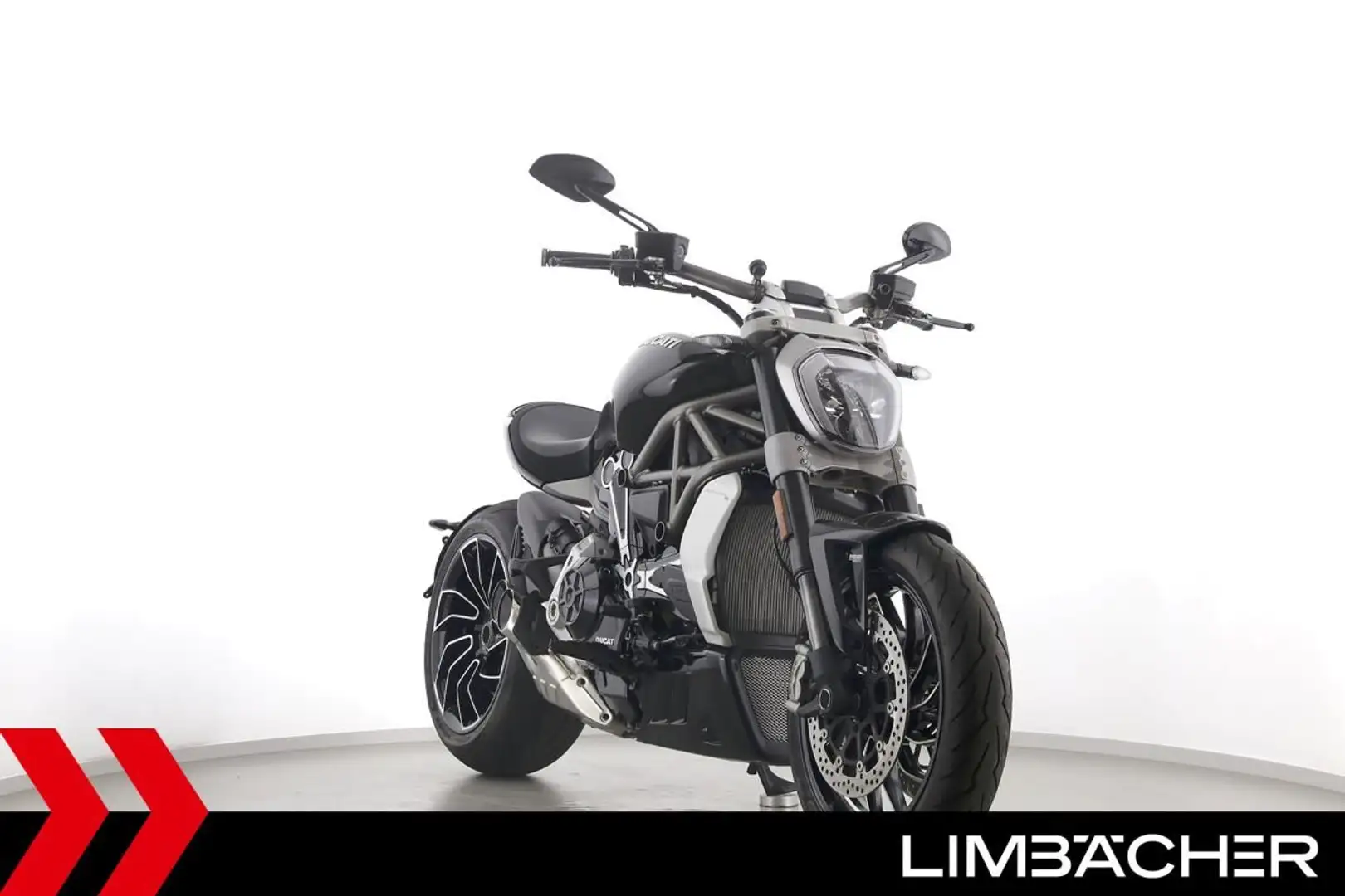 Ducati XDiavel S - Tempomat, Riding-Modes Noir - 2