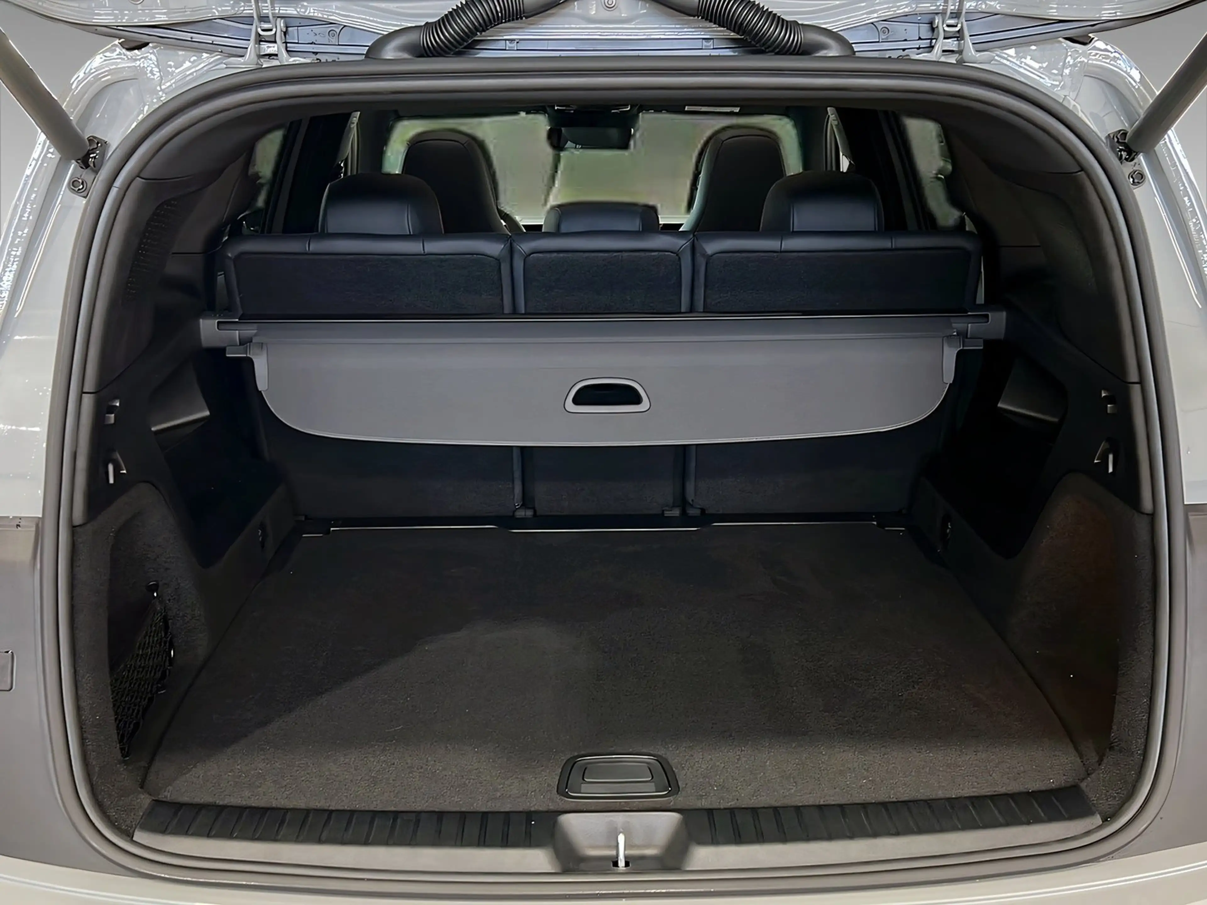 Mercedes-Benz GLB 220 4MATIC+FACELIFT+AMG+AHK+PREMIUM_PLUS+3D — photo 6