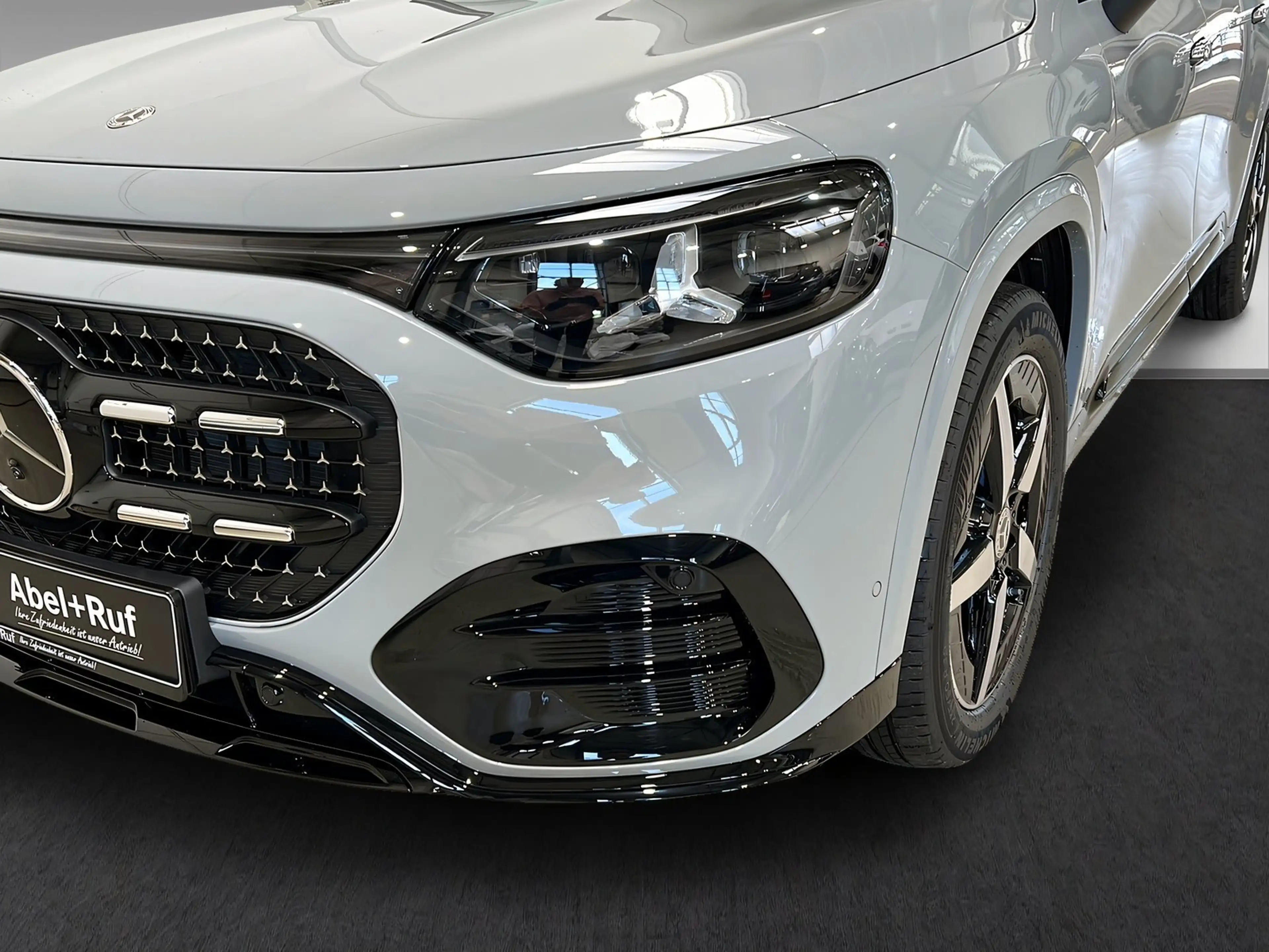 Mercedes-Benz GLB 220 4MATIC+FACELIFT+AMG+AHK+PREMIUM_PLUS+3D — photo 15