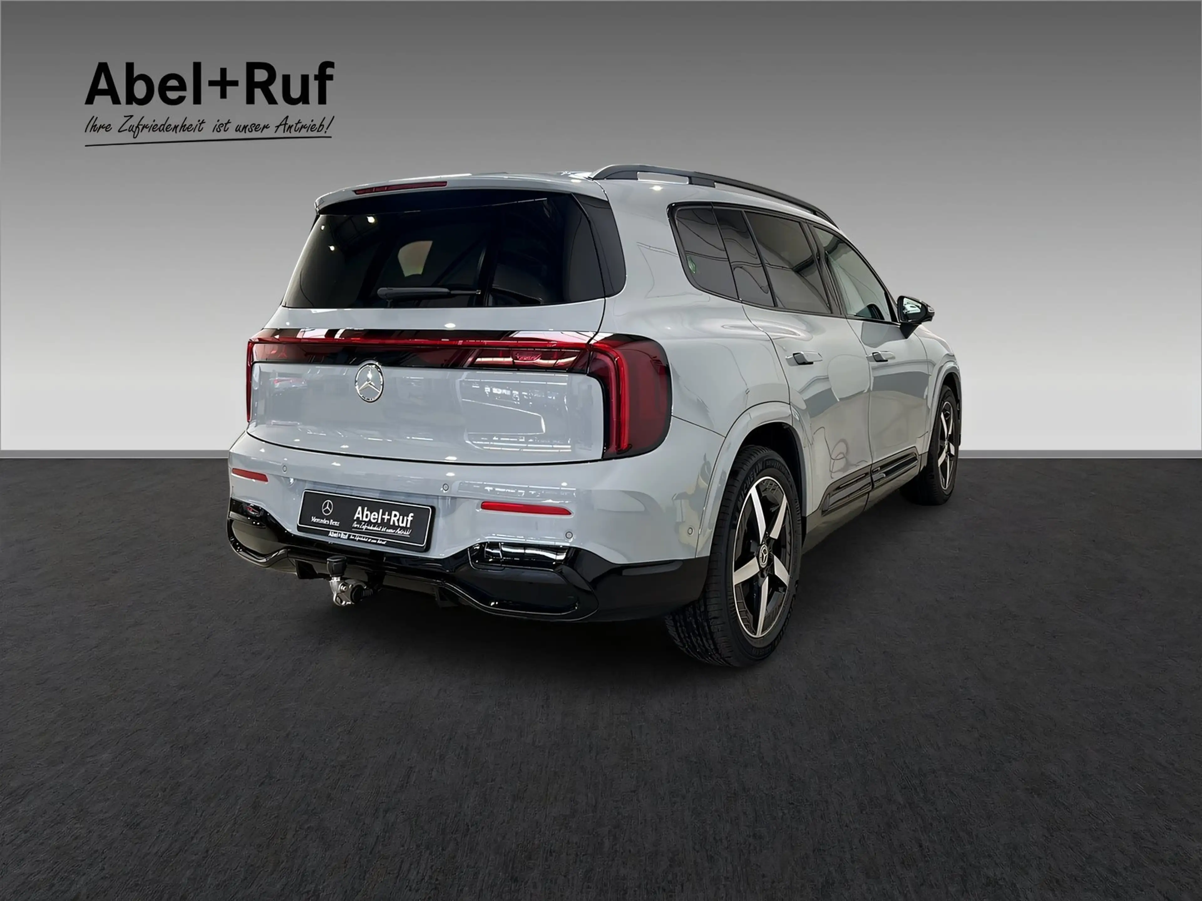 Mercedes-Benz GLB 220 4MATIC+FACELIFT+AMG+AHK+PREMIUM_PLUS+3D — photo 5