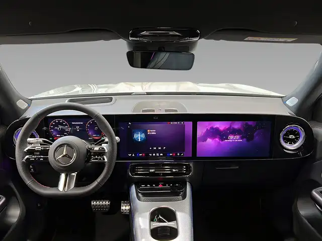 Mercedes-Benz GLB view 10