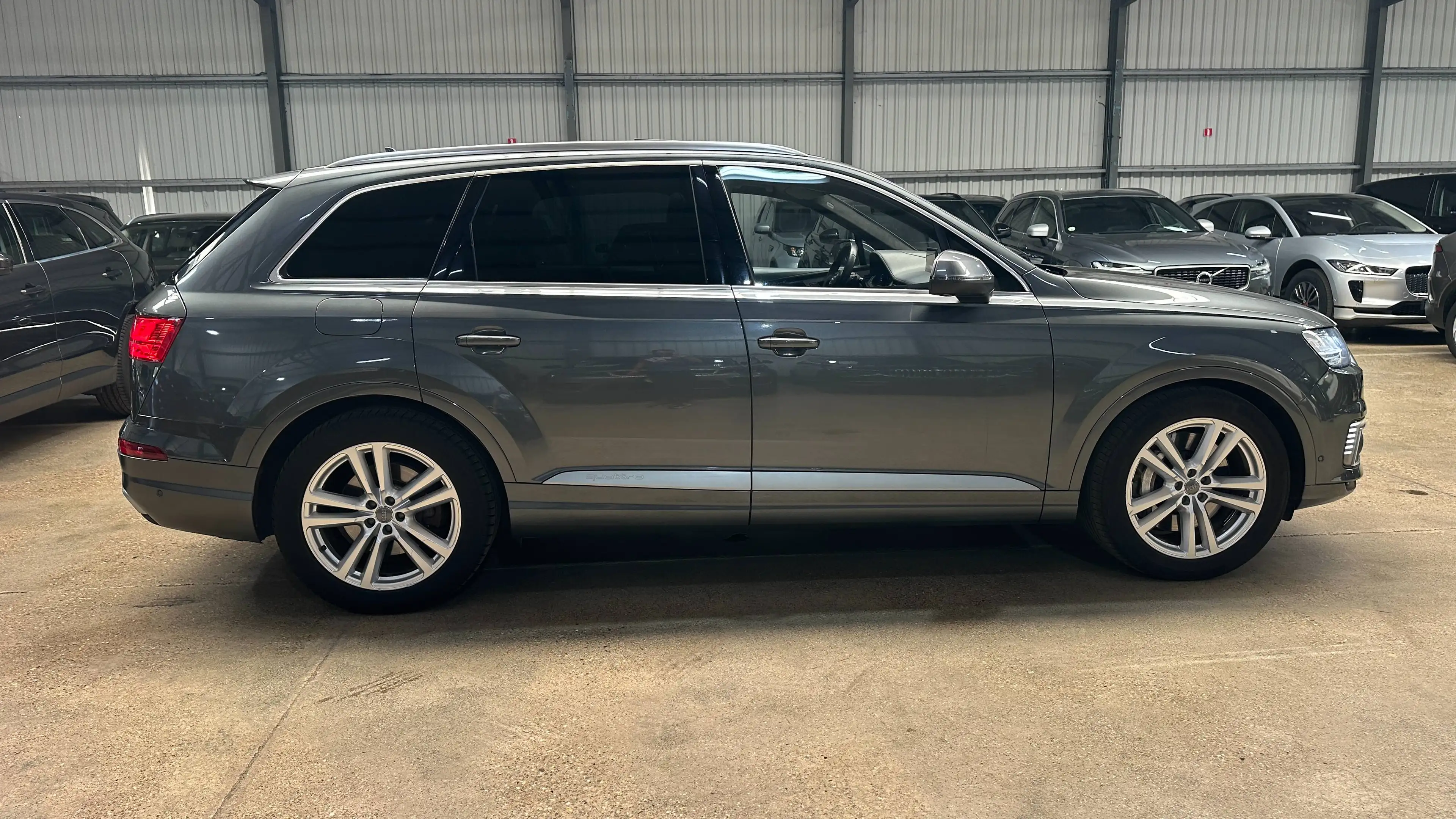 Audi Q7 e-tron Q7 e-tron 3.0 TDi V6 Quattro e-tron Tiptronic (275 kW) — photo 4