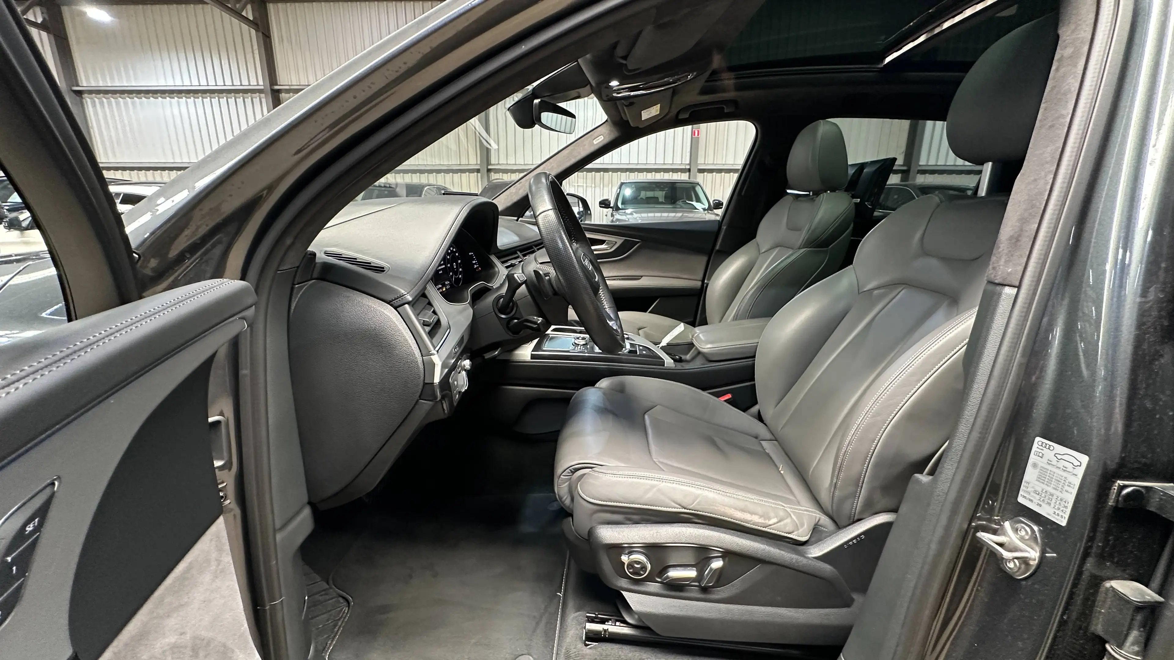 Audi Q7 e-tron Q7 e-tron 3.0 TDi V6 Quattro e-tron Tiptronic (275 kW) — photo 8