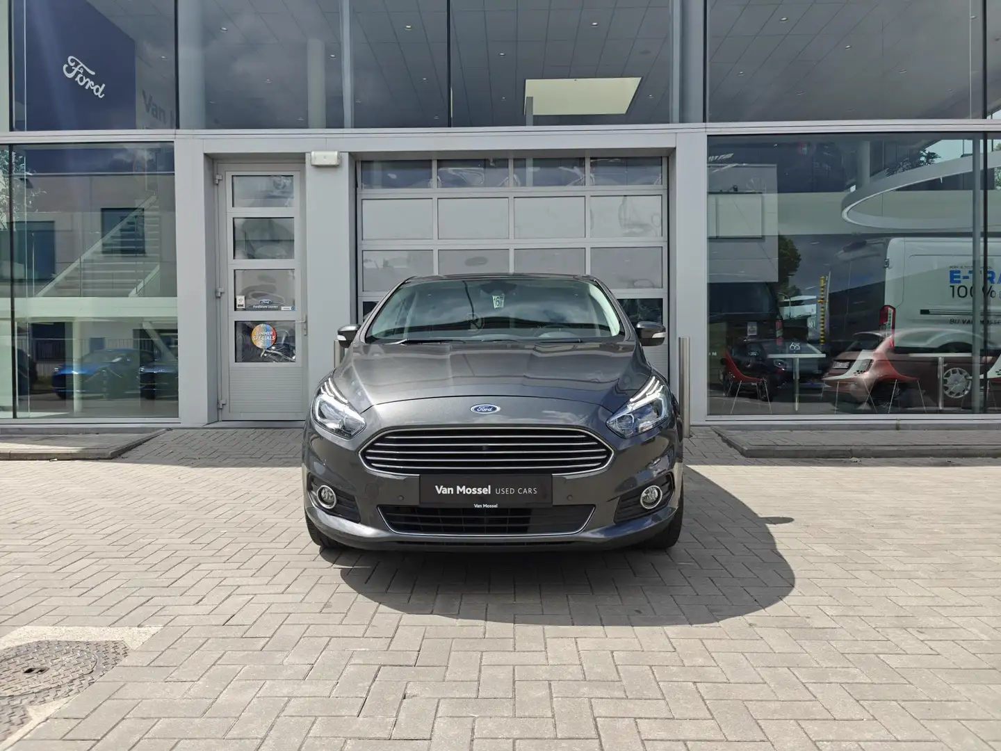 Ford S-Max 1.5i EcoBoost 118kW S/S Titanium 7 Seasts Grijs - 2