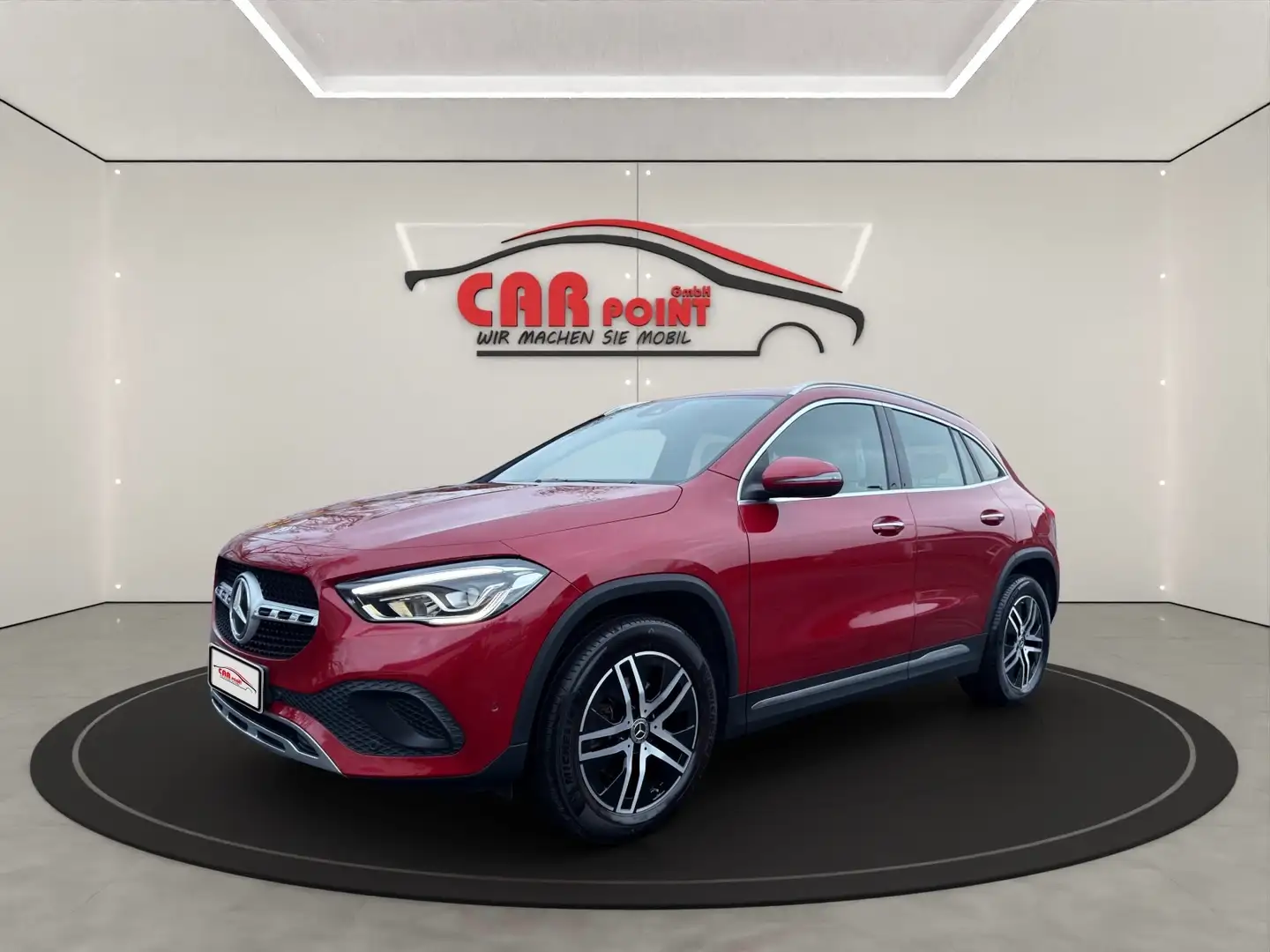 Mercedes-Benz GLA 200 AUTOMATIK MOPF LEDER LED MULTI NAVI WIDE KEYLESS Rouge - 1