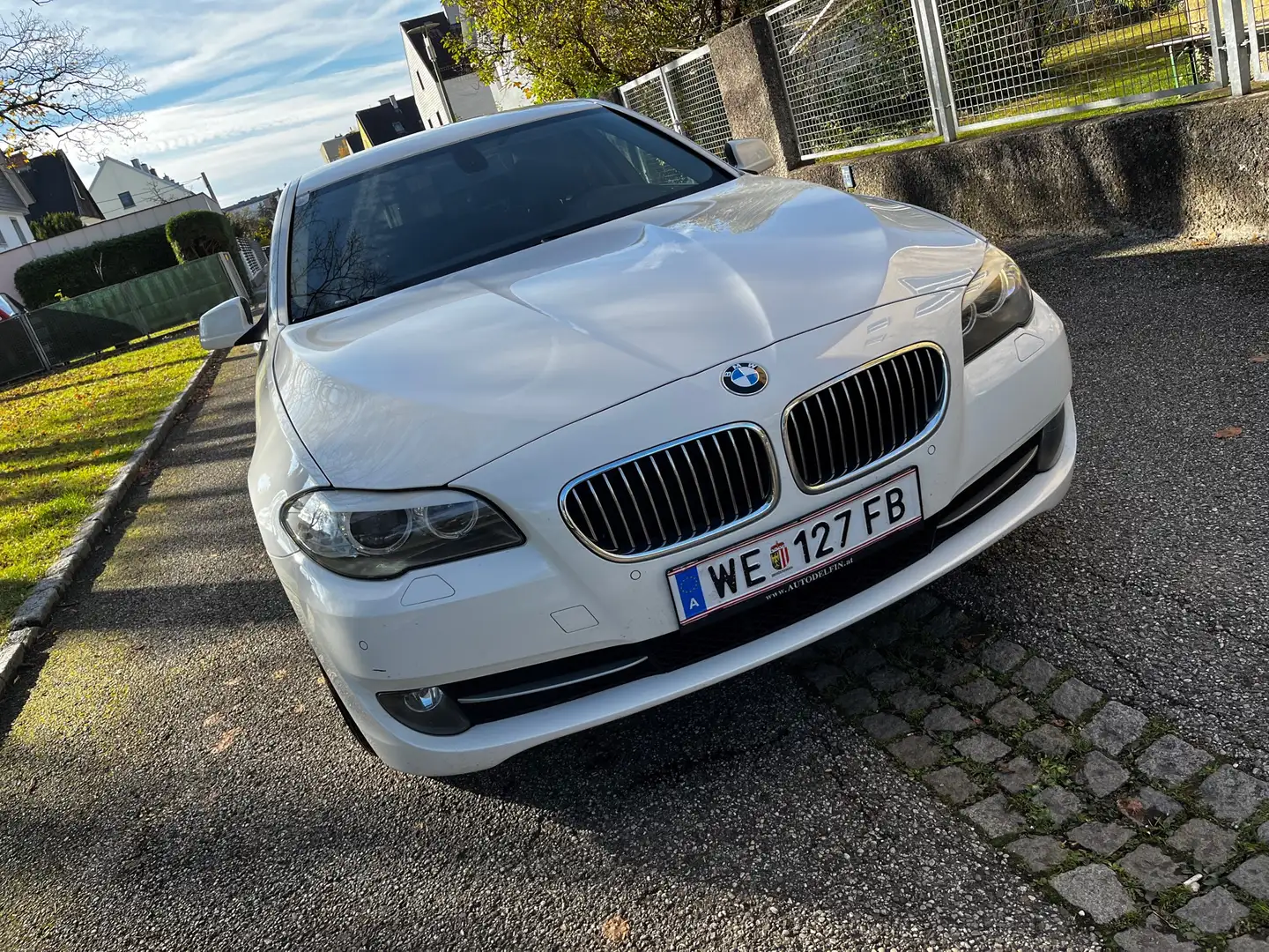 BMW 520 Neu Steuerkette / Neu service / neu Turbo Weiß - 1