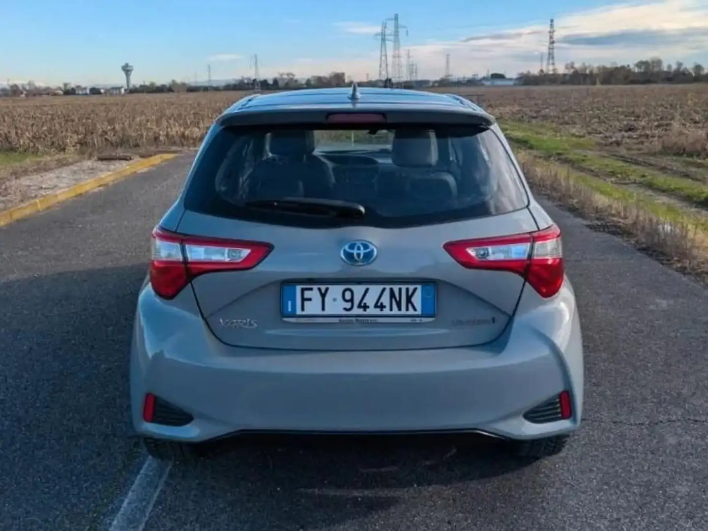 Toyota Yaris Yaris III 2017 5p 1.5h Style my18 Grigio - 2