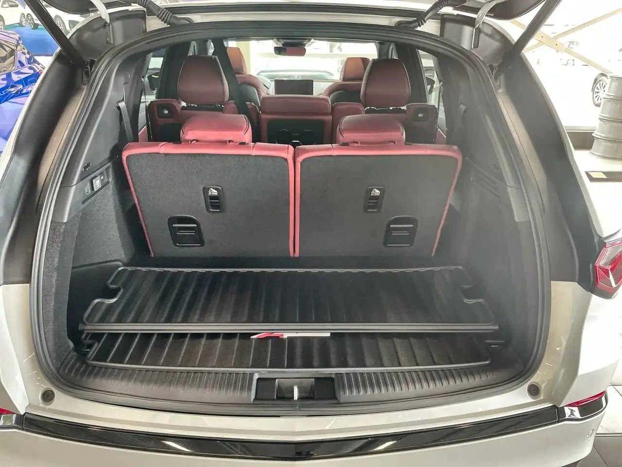Acura MDX снимка Acura MDX
