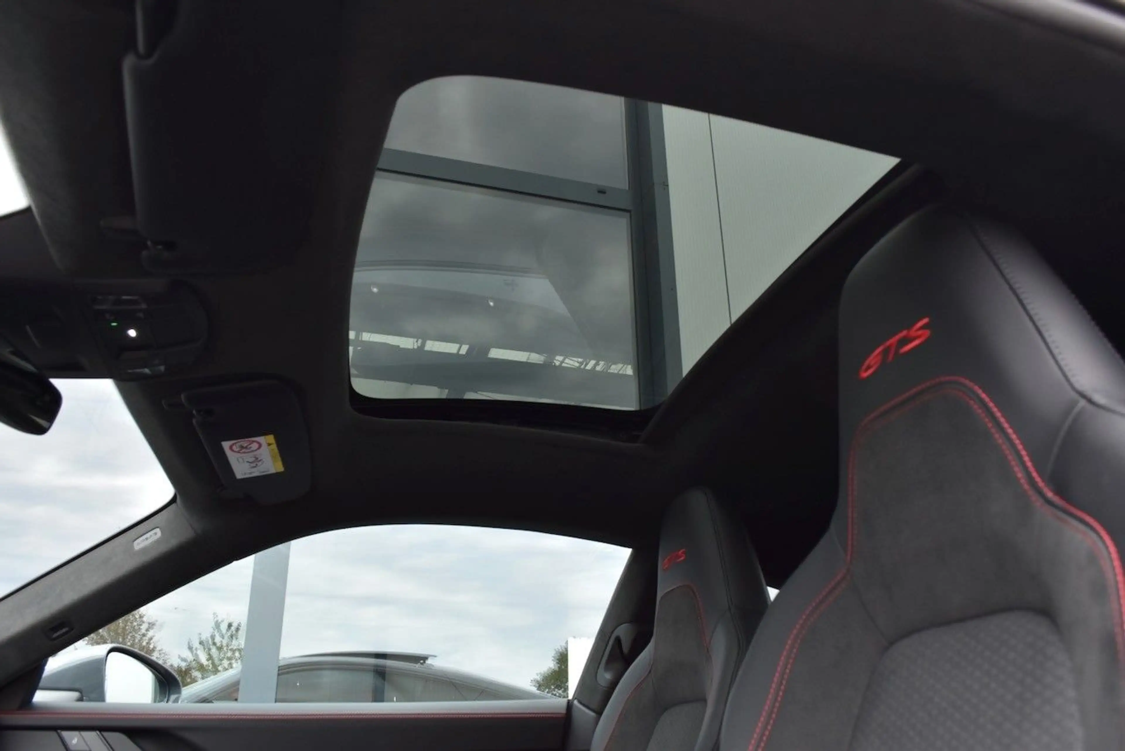 Porsche 992 911 CARRERA GTS CHRONO INNO MATRIX BOSE LIFT 360 — photo 18