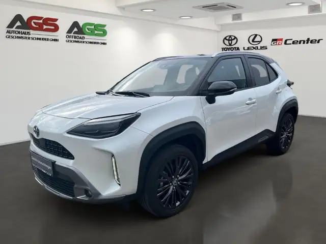 Toyota Yaris Cross Hybrid AWD-i Adventure - Allrad, Headup Display